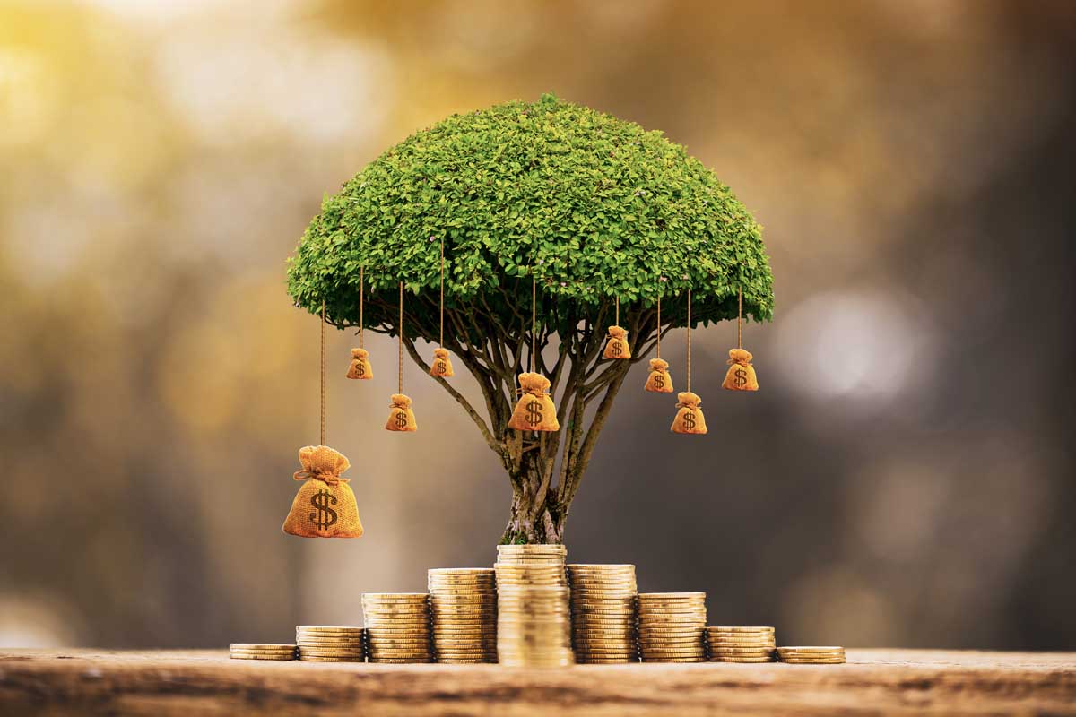 How Much Money Is Needed For Closing Costs and Down Payment? 